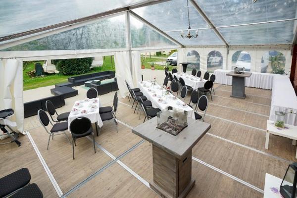 Pension "Am Brunnen" Пархим Экстерьер фото