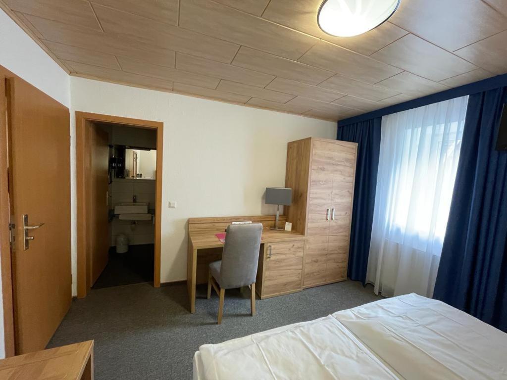 Pension "Am Brunnen" Пархим Экстерьер фото